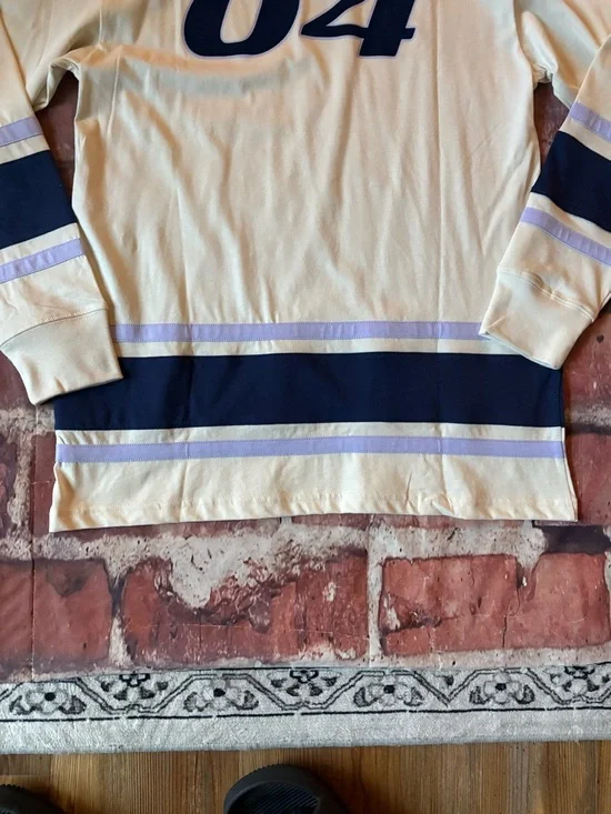 VS PINK Campus Tee Extra Small Oversized Victoria’s Secret Cream Dog Logo MWT - Picture 8 of 16